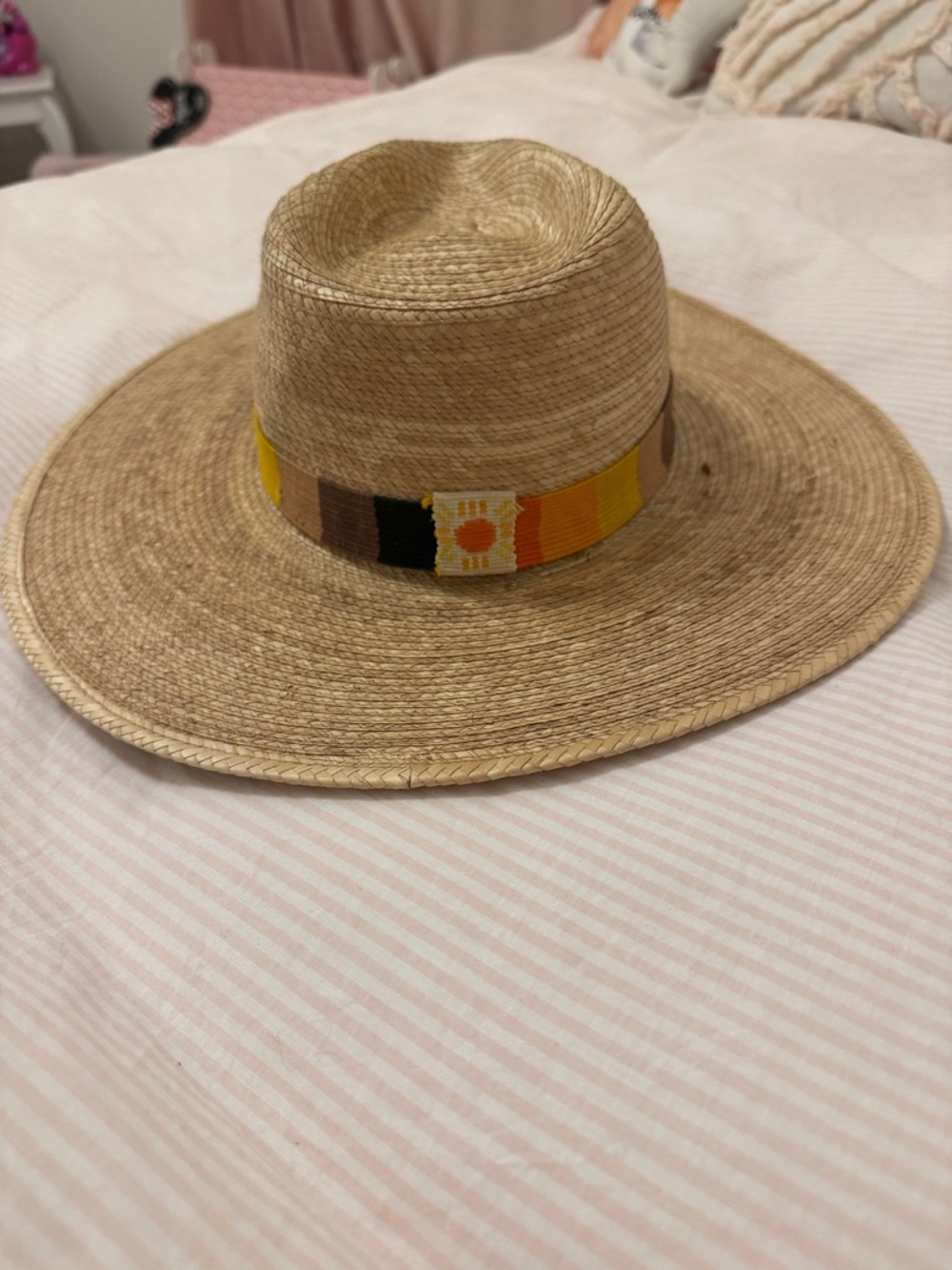 Sunshine Tienda Rosita Palm Hat with Pink Band